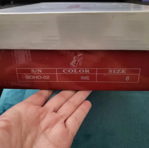 Pierre Dumas Satin Silver Heels - Picture 5 of 9